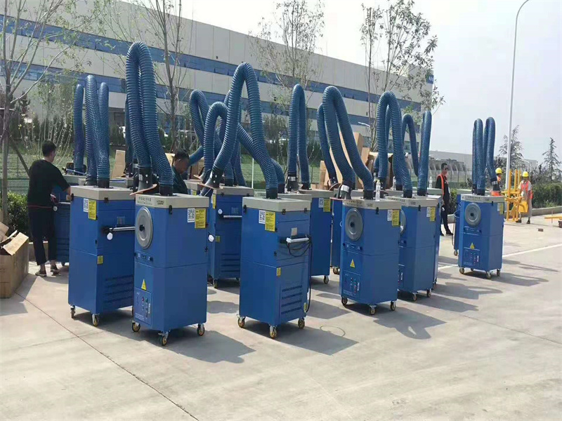 移动式焊烟净化器02.jpg 移动式焊烟净化器02.jpg